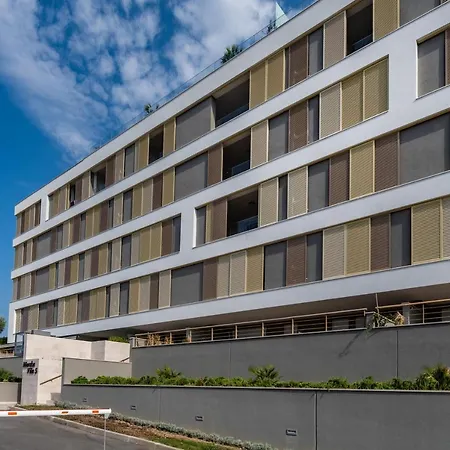 דירה Zaloo, Luxury With Sea-view And Jacuzzi