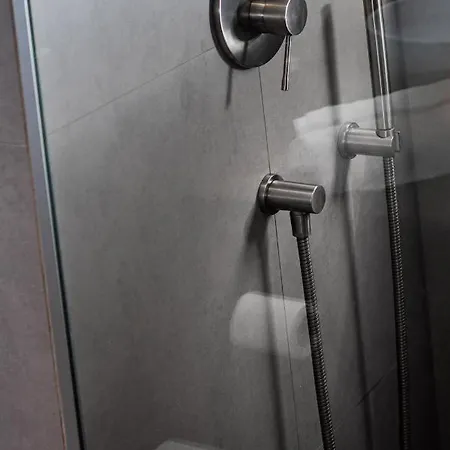 Apartment Zaloo, Luxury With Sea-view And Jacuzzi *