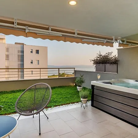 公寓 Zaloo, Luxury With Sea-view And Jacuzzi