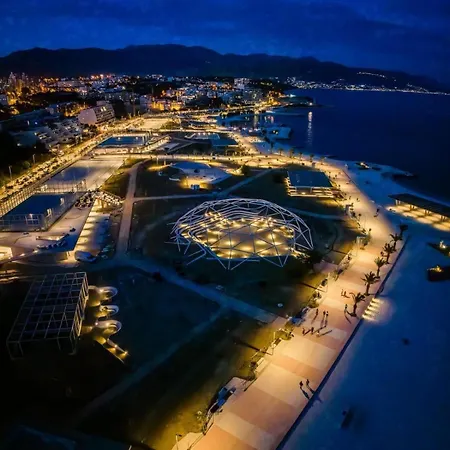 Zaloo, Luxury With Sea-view And Jacuzzi Διαμέρισμα