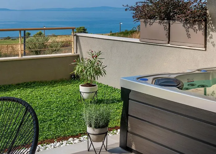 Zaloo, Luxury With Sea-view And Jacuzzi